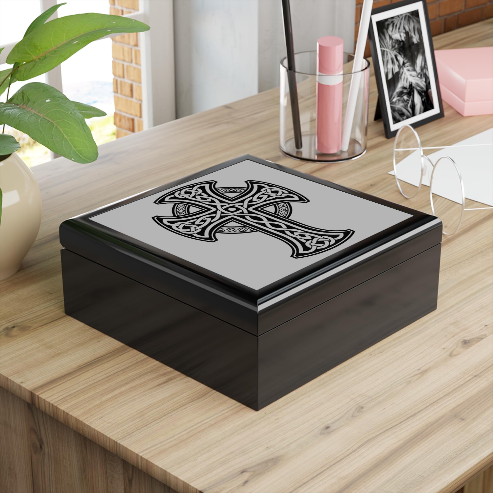 Celtic Cross Jewelry Box, Elegant Gift for Him/Her, Keepsake Organizer, Wedding Courting, Special Occasions Decor