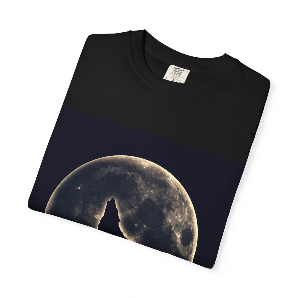 Wolf Howling at The Moon Unisex T-Shirt, Wildlife Animal Tee, Nature Lover Shirt, Moon Phase Top, Outdoor Adventure Apparel