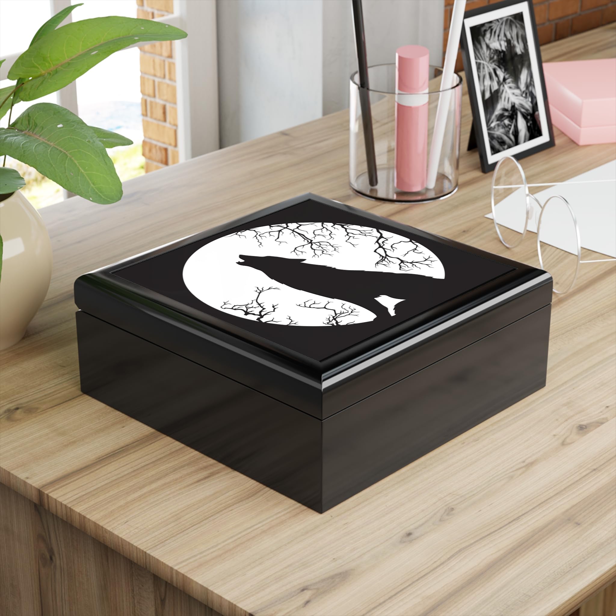 Wood Jewelry Box, Howling Wolf design, Jewelry Organizer, Nature Inspired Decor, Trinket Storage